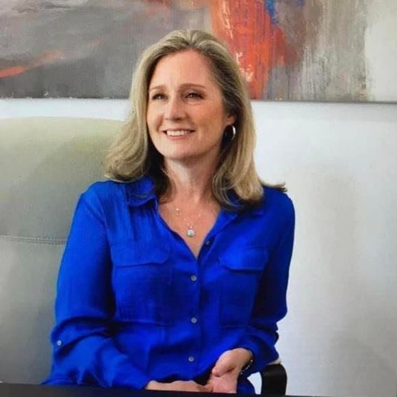 Meet your Posher, Rebecca - Picture 1 of 1